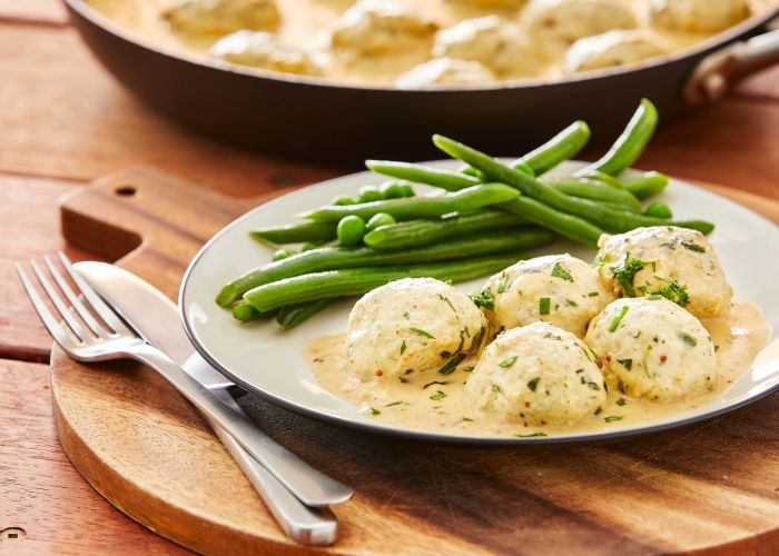 Chicken + spinach meatballs in cream sauce - serves 4-6